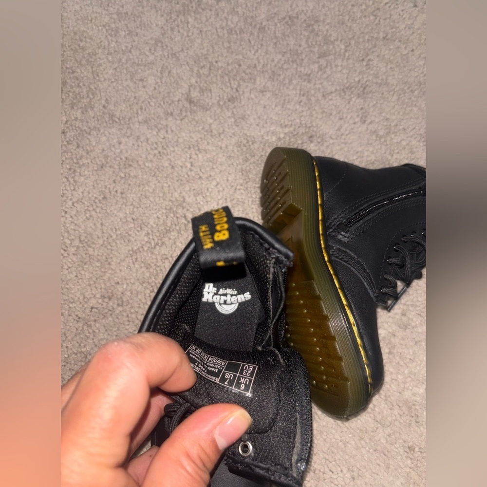 Dr. Martens 1460 T Kids Black Leather
Lace Up Boots Us 7 - Picture 7 of 7
